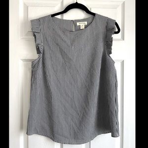 Women’s short sleeve top